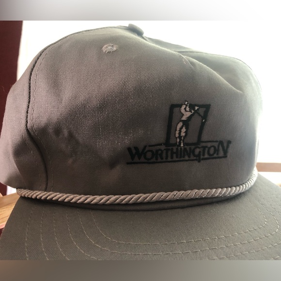 Golf 6 Panel Leather Strapback w/ Metal Clasp - Picture 2 of 5